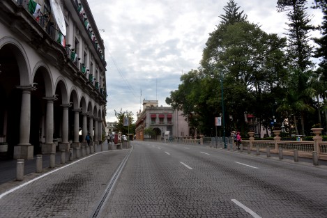 Así lucieron las calles esta mañana de 16 de septiembre de 2020 en la ciudad de Xalapa, donde al igual que en varios estados de República Mexicana , por primera en mucho tiempo no hubo desfile. 
