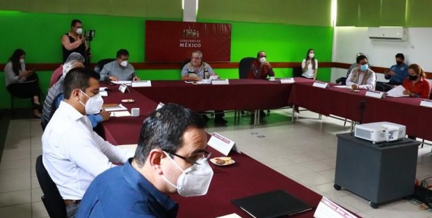 En Reunión de Coordinación Interinstitucional para el Financiamiento Rural, se informó que la Financiera Nacional de Desarrollo diseña un programa de créditos flexibles, oportunos y baratos, de manera que las familias del campo con más necesidades accedan a estos recursos y así queden incorporadas al proceso de desarrollo sostenible.