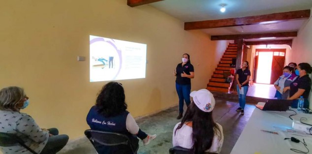 El Instituto Municipal de la Mujer de Teocelo inicia la jornada itinerante de talleres con el tema <em>Prevención de la Violencia en contra de la Mujer</em> que se impartirán en la Cabecera Municipal y Comunidades. 