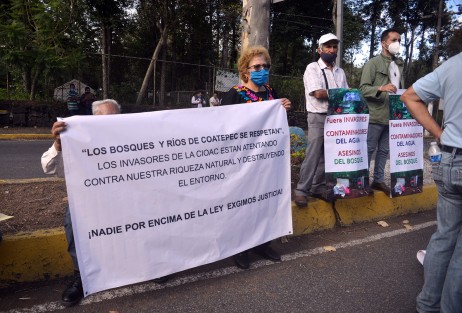 Uno de los principales grupos de manifestantes fue el de habitantes de la zona de Coatepec, quienes han denunciado invasión de terrenos, afectando el ecosistema.  