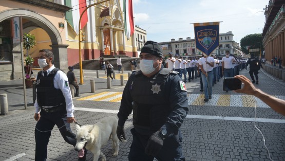 El director de Seguridad Ciudadana y Tránsito Municipal, Francisco Felipe Villa Campa encabezó un pequeño desfile por el centro de la capital donde participaron los Cadetes recién graduados de la Policía Municipal.  