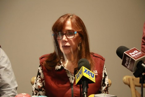 La candidata a la Presidencia del Comité Ejecutivo Nacional de MORENA, Yeidckol Polevnsky, estuvo este miércoles de gira en Boca del  Río, Ver., donde destacó su afinidad con el presidente López Obrador y el no contar con militancia anterior en otro partido.                                                                                                                                                                                                          