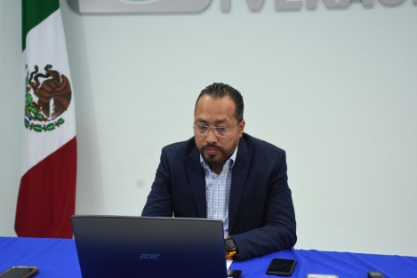 El Coordinador del GLPAN en Veracruz, Omar Miranda Romero, recordó que las y los diputados del PAN han pedido en diversas ocasiones que el Secretario de Salud comparezca, pero sus solicitudes no son aprobadas por Morena que tiene la mayoría en el Congreso.
