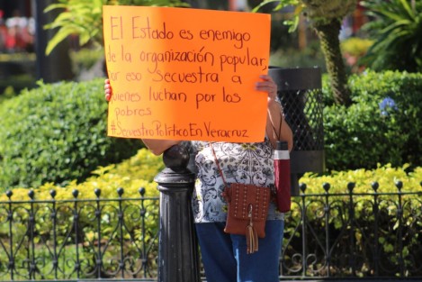 De acuerdo a sus compañeros uno de los secuestrados recibió una llamada mientras se encontraba en una  reunión en una oficina , pidiéndole que saliera en ese momento fue privado de su libertad, así mismo ingresaron otras personas al inmueble y se llevaron a otros tres integrantes de Antorcha que se encontraban ahí. 