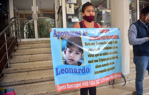 La señora Karen Hernández Alonso pide ayuda para su pequeño hijo, quien padece criptorquidia bilateral. La intervención quirúrgica cuesta 40 mil pesos, además de los medicamentos. Agradece a quienes puedan apoyarlos con depósitos a la cuenta 4169 1604 3027 8359 de Bancoppel, a su nombre.  