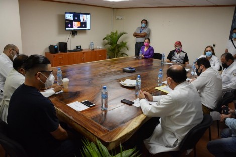 Hoy comenzó la distribución de medicamentos oncológicos para su aplicación inmediata a pacientes del Hospital de Alta Especialidad de Veracruz (HAEV) y en los próximos días llegarán más, expuso Jorge Eduardo Sisniega Fernández, director administrativo de los Servicios de Salud de Veracruz (SESVER).


