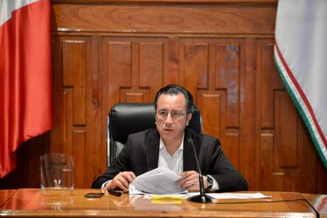 Seguimos sosteniendo que la paz y la tranquilidad se logran haciendo justicia, impidiendo la impunidad y acabando con la corrupción, expresó el Gobernador de Veracruz, Cuitláhuac García, a través de sus redes sociales.  