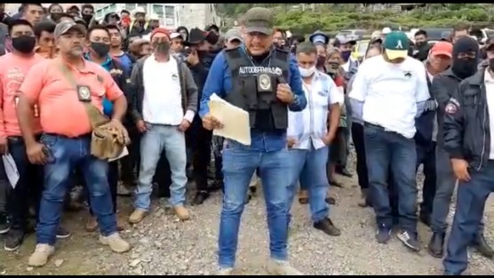 Ante la inseguridad que se vive en el municipio de Calcahualco, habitantes de varias comunidades se unieron a los grupos de Autodefensas de Veracruz. 