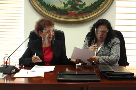 se llevó a cabo la firma de las Nuevas Condiciones Generales de Trabajo y Salariales del Poder Judicial del Estado con el Sindicato Estatal de Trabajadores al Servicio del Poder Judicial del Estado de Veracruz. Firmaron el acuerdo, la Magistrada Presidenta Isabel Inés Romero Cruz, la Secretaria General del Sindicato Estatal de Trabajadores al Servicio del Poder Judicial del Estado de Veracruz, María del Rocío Tinajero Osorio y la titular de la Dirección General de Administración, Maestra Joana Marlen Bautista Flores, entre otras personalidades. 
