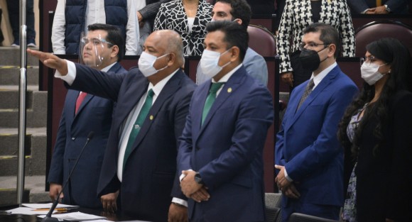 En el pleno legislativo, el secretario de Gobierno, Eric Cisneros, dio inicio a las comparecencias de titulares de dependencias por la Glosa del Segundo Informe del Gobernador Cuitláhuac García.