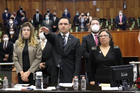 Este viernes el secretario de Finanzas, José Luis Lima Franco, compareció ante diputados de la LXV Legislatura de Veracruz, como parte de la Glosa del Segundo Informe del Gobernador Cuitláhuac García Jiménez.
