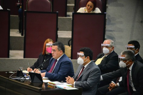 Con apenas una docena de legisladores se realizó la comparecencia de Eduardo Cadena Cerón, titular de la Secretaría de Desarrollo Agropecuario, Rural y Pesca, en el marco de la glosa del Segundo Informe de Cuitláhuac García Jiménez. 