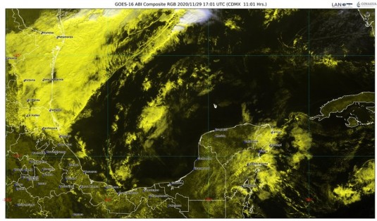 Frente frío núm. 17 cruza esta mañana el sur de Tamaulipas, se prevé recorra lentamente el estado de Veracruz entre esta mañana domingo 29 y el mediodía del lunes 30; detrás del frente su masa polar invade el norte y noreste, esperándose se extienda al este y sureste del país, así como al Golfo de México. 