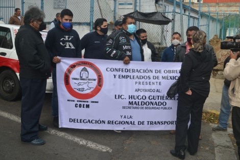 En un día de campo se convirtió la comparecencia del Secretario de la SSP para los taxistas de SOPAVER, quienes acudieron a mostrar su total apoyo al secretario Hugo Gutiérrez.
