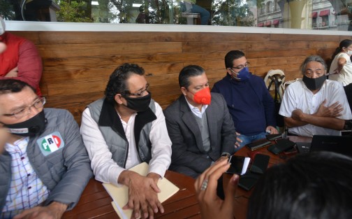 El dirigente estatal del Partido Revolucionario Institucional (PRI), Marlon Ramírez Marín, dijo desconocer la declaración de la presidenta municipal de Xico, Gloria Galván Orduña <em>si no se mueren de una cosa, se mueren de otra</em>.