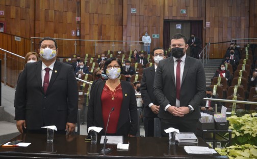 En el marco del Segundo Informe de Gobierno la  titular de la Secretaría de Medio Ambiente (SEDEMA), María del Rocío Pérez  dio a conocer que, mediante el Programa Estatal de Reforestación, fueron atendidas 150 hectáreas del área verde San Juan del Monte y 205 más en el municipio de Las Vigas; siendo invertidos 3.3 millones de pesos.
