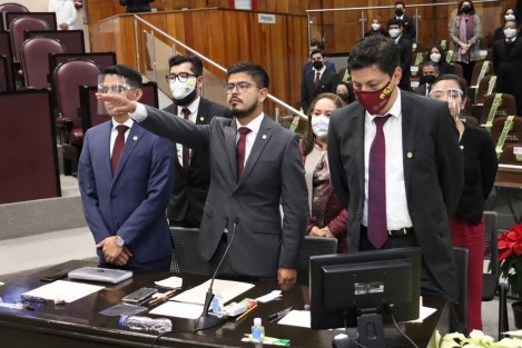 Finalmente, Luna Landa dio a conocer que, de acuerdo con el Sistema Público de Radiodifusión del Estado Mexicano, Veracruz ocupa el tercer lugar en la difusión de <em>fake news</em>; por ello, convocó a sumarse al Gobierno del Estado en el combate a la desinformación, salvaguardar el bienestar e impulsar el desarrollo de todos, principalmente los más vulnerables.