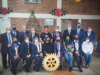 El municipio de Teocelo recibió la visita de la delegación de socios del Club Rotario, encabezada por  el Arq. Sergio Cruz Castañón Gobernador del Rotary International distrito 4185,  de la Sra.  Lissy Pinto,  Presidenta de Damas Rotarias del Distrito 4185,  y  de la Presidenta del Club Rotario Xalapa Manantiales,  Martha Alicia Ferráez Matus,  para dar inicio a la entrega de equipamiento para el Centro Regional de Rehabilitación Integral Teocelo.  
