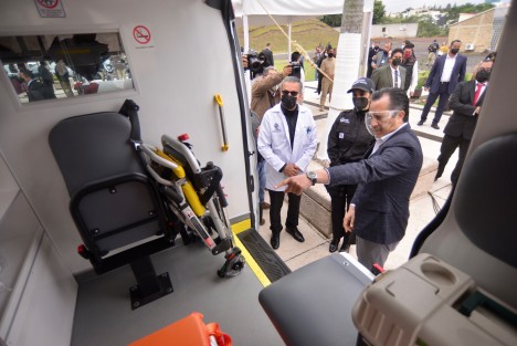 Con recursos del Presupuesto de Egresos del Estado, a dicha área fue destinada una ambulancia con valor de 2 millones 300 mil pesos; mientras que la Unidad Especializada en Combate al Secuestro (UECS) recibió 10 motocicletas, por un importe cercano a los 2.3 millones.