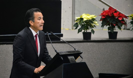 Cuitláhuac García Jiménez destacó la reducción en los índices de inseguridad, además que es un gobernador que no tiene casas en el extranjero. 