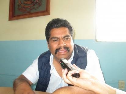Domingo Panzo Tecpile, ex alcalde de Tehuipango, falleció la noche del domingo,luego de que sufriera un atentado. 