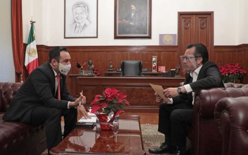 El Gobernador del Estado, Cuitláhuac García Jiménez, destacó en sus redes sociales, que gracias al apoyo de la SEFIPLAN, este viernes se realizó en tiempo y forma el pago de la nómina de diciembre así como el aguinaldo correspondiente por un monto de 1,308 mdp a 31,892 jubilados y pensionados. Esta obligación no se cumplía en tiempo, desde hace 10 años. 