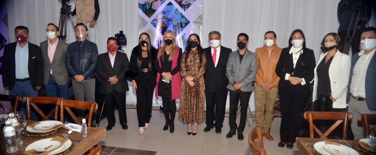 El evento se realizó con todas las medidas de Prevención Sanitarias, contando con la asistencia de los Directivos de las Áreas del Ayuntamiento, así como funcionarios del Gobierno Estatal.