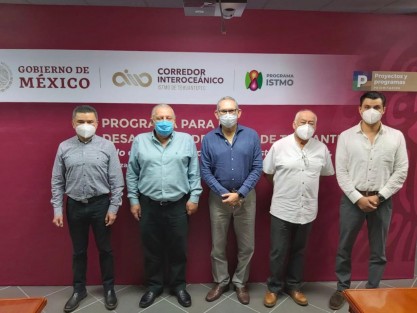 La extensión de más de 480 hectáreas cubrirá la demanda existente de suelo industrial, que crecerá con las obras y acciones del Programa Istmo. La adquisición del predio en Texistepec complementa la reserva territorial del Corredor Interoceánico para el desarrollo industrial para los primeros tres PODEBI en Veracruz. En total, el Programa Istmo contempla la creación de 5 Polos en Veracruz y 5 en Oaxaca, se informó en comunicado.