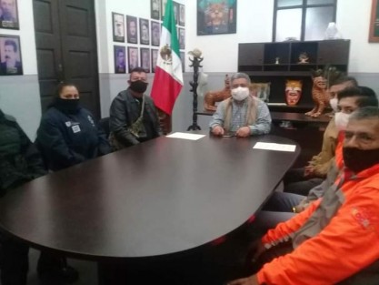 Así mismo, en la reunión se plantearon diversas acciones para seguir fortaleciendo la seguridad de los teocelanos y dar tranquilidad el día de los Santos Reyes,  y de manera permanente durante todo este año.