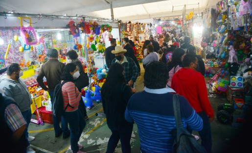 Los Reyes Magos sin miedo al Covid-19 con tal de llevar alegría... que tanta falta hace.