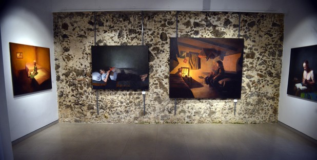Hasta el 17 de enero se encontrará la exposición <em>Historia en pausa</em> de Gustavo Rico Navarro en la galería Alva de Canal lo cual por la pandemia se encuentra abierta  abierta de lunes a viernes en horario de 10:00 a 20:00 hrs.