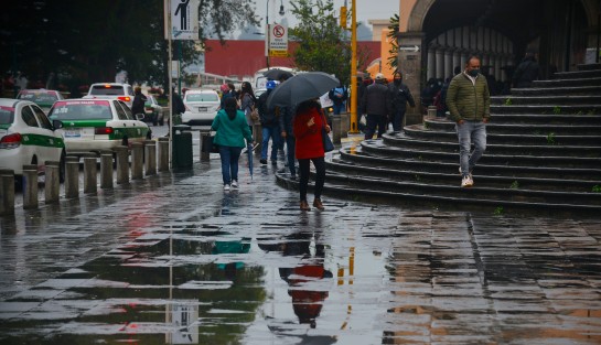 Con la llegada del Frente Frío número 26, las lluvias y las bajas temperaturas se resintieron en la ciudad Xalapa, que según los pronósticos PC la temperatura máxima será  13° y mínima de 8°C. Extreme cuidados.