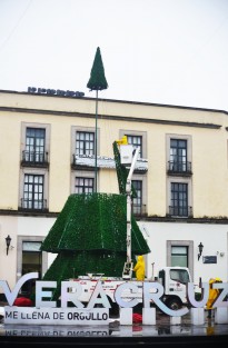 Con la llegada del Frente Frío número 26, las lluvias y las bajas temperaturas se resintieron en la ciudad Xalapa, que según los pronósticos PC la temperatura máxima será 13° y mínima de 8°C. Extreme cuidados.