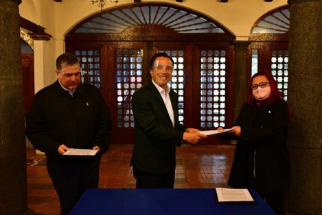 Después de 10 años, las instalaciones de la Estancia Garnica regresan a posesión del IPE para ser rehabilitadas y usadas en beneficio de los pensionados.  El Gobernador Constitucional del Estado de Veracruz, Ing. Cuitláhuac García Jiménez, hizo entrega a la Directora del Instituto de Pensiones del Estado, Lic. Daniela Guadalupe  Griego Ceballos, de ese emblemático lugar ubicado en la  carretera federal Xalapa-Veracruz