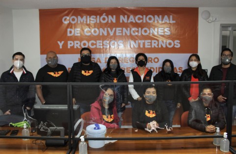 El partido Movimiento Ciudadano instaló formalmente en Veracruz la mesa de registros para personas precandidatas para el Proceso Electoral Ordinario 2020-2021. De acuerdo a la convocatoria  se considerarán personas precandidatas a simpatizantes, adherentes, militantes y para todos los ciudadanos en general.  