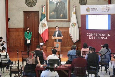 Gobierno de Veracruz destinará en 2021 más de mil 700 mdp en apoyos a población, ante contingencia por COVID-19: Cuitláhuac García