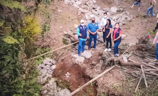 Con un rezago de más de 60 años sin ser realizada ninguna obra para resolver la situación, la administración municipal Hablemos Con Hechos, inició los trabajos de construcción de Canal para Drenaje Sanitario, lo que pondrá fin al problema sanitario de aguas residuales a cielo abierto.