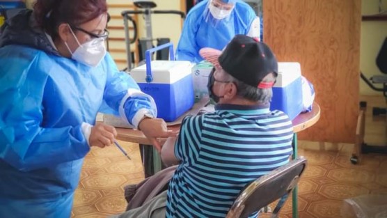 En el inicio de la Jornada de Vacunación contra el COVID-19, Teocelo fue uno de los primeros 22 municipios en el estado de Veracruz donde ya se lleva acabo la campaña para personas mayores de 60 años.