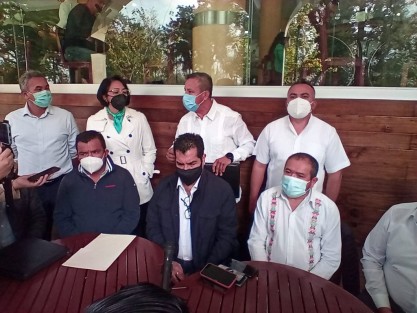 Representantes de la asociación civil <em>Fuerza Turquesa</em>, que encabezan alcaldes del Partido Nueva Alianza, anunciaron que darán su apoyo al proyecto de la 4T. 