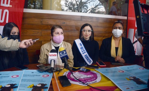 Elia Beltrán Coronel, presidenta de la Fundación Lepach que atiende alrededor de 300 niños que asisten al Centro de Cancerología (CECAN) de Xalapa, anunció que el sábado 27 de febrero realizarán una caravana con causa, por la carretera Xalapa-Veracruz hasta la Escuela Técnica número 3 de Xalapa, donde recibirán los apoyos de la sociedad, de 12:00 a 18:00 horas.