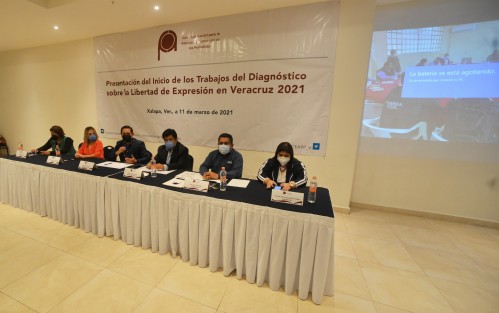 La Comisión Estatal para la Atención y Protección de los Periodistas (CEAPP) dio a conocer este jueves el inicio de los trabajos del Diagnóstico sobre las condiciones de la Libertad de Expresión en Veracruz, mediante el cual se busca fortalecer los mecanismos para prevenir situaciones de riesgo y atender de manera integral al gremio.