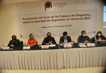 La Comisión Estatal para la Atención y Protección de los Periodistas (CEAPP) dio a conocer este jueves el inicio de los trabajos del Diagnóstico sobre las condiciones de la Libertad de Expresión en Veracruz, mediante el cual se busca fortalecer los mecanismos para prevenir situaciones de riesgo y atender de manera integral al gremio.