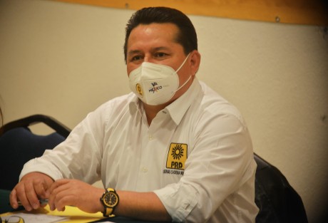 El dirigente estatal del Partido de la Revolución Democrática (PRD), Sergio Cadena Martínez, dejó concretarse en una semana la alianza para la candidatura  a alcalde en Xalapa, esta ya no será posible oficializarla.
