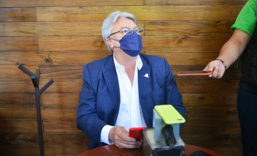 Luis Sánchez Ávila, presidente  de la Coparmex en Xalapa, promueve la campaña <em>Participo, voto y exijo</em>, con la intención de combatir del abstencionismo y promover un voto razonado, además de crear acuerdos con los candidatos. 
