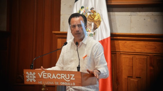 De acuerdo con la Política Nacional de Vacunación por SARS-CoV2, la etapa 2 para adultos mayores iniciará este viernes 26 de marzo en Córdoba y el sábado 27 en Orizaba, informó el gobernador Cuitláhuac García Jiménez.

