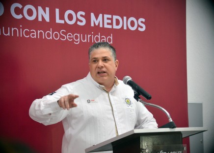 El titular de la Secretaría de Seguridad Pública (SSP), Hugo Gutiérrez Maldonado, informó sobre los resultados de la estrategia estatal de seguridad y el ultraje a la autoridad, la cual menciona,  es solo para los grupos delictivos que agreden con armas a los elementos de la corporación, no así para la población en general. 