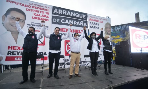 Arrancan candidatos del Partido Redes Sociales Progresistas, campaña de proselitismo para contender en las próximas elecciones para diputados. La Comisionada Regional, Elizabeth Morales  exhortó a Hexahelt Reyes Landa a luchar  contra la corrupción  en el Municipio de Xalapa.