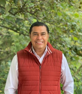Se consolida otra gran opción para Xalapa, Redes Sociales Progresistas registrará a Enrique René Domínguez Vázquez, afectuosamente conocido como Quique Domínguez, como candidato a la presidencia municipal de Xalapa.