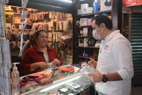 Desde el Congreso trabajaremos con la convicción de que el desarrollo de México pasa por políticas públicas de sensibilidad para apoyar a las mujeres y sus aspiraciones, expresó el candidato a diputado federal Américo Zúñiga.