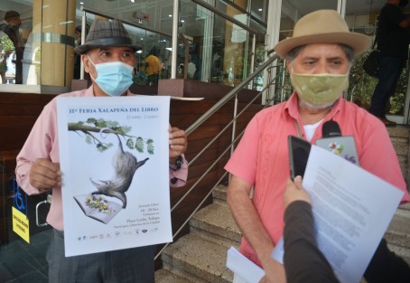 Organizadores anunciaron que del 22 de abril al 2 de mayo se instalará en la plaza Lerdo la XI Feria Xalapeña del Libro, que contará con la participación de más de 20 expositores.  